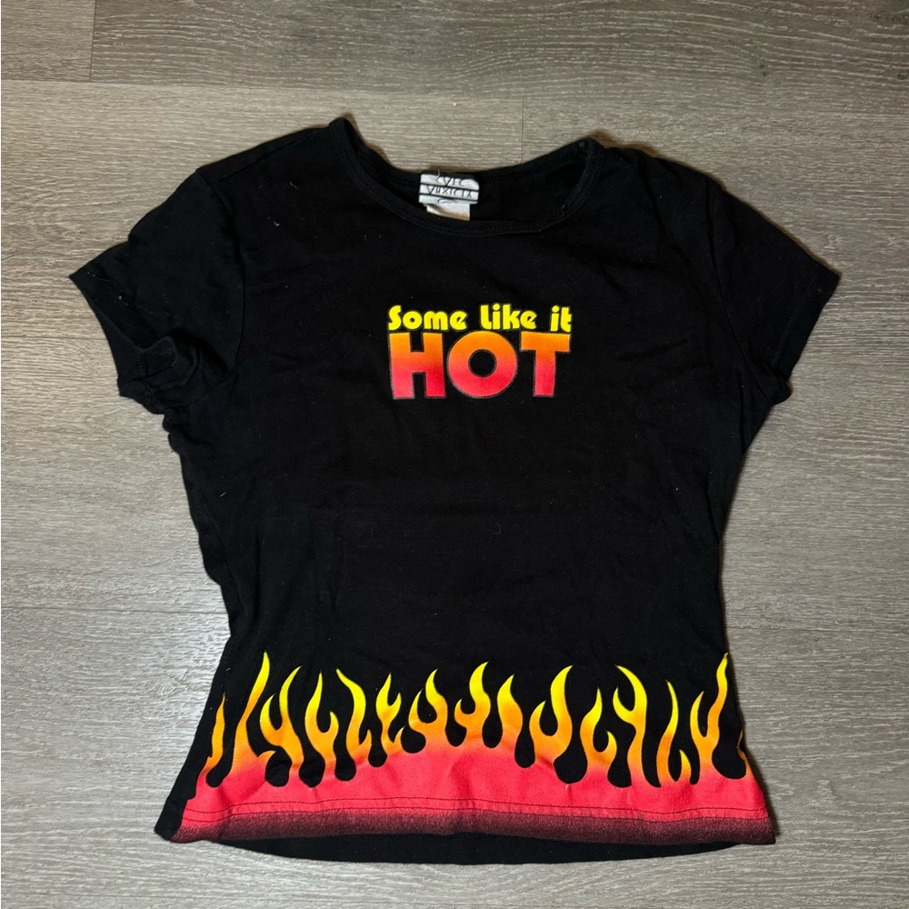 SOME LIKE IT HOT GRAPHIC TEE